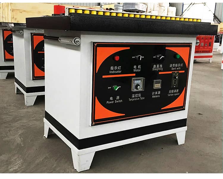 Machine &agrave; bandes de petit bord