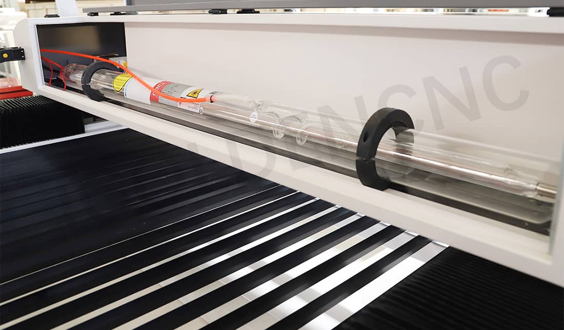 Brand laser REI P&eacute;kin W6 Laser Tube