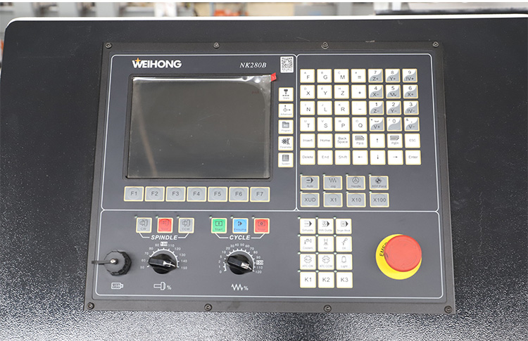 Machine de sculpture en bois automatis&eacute;e