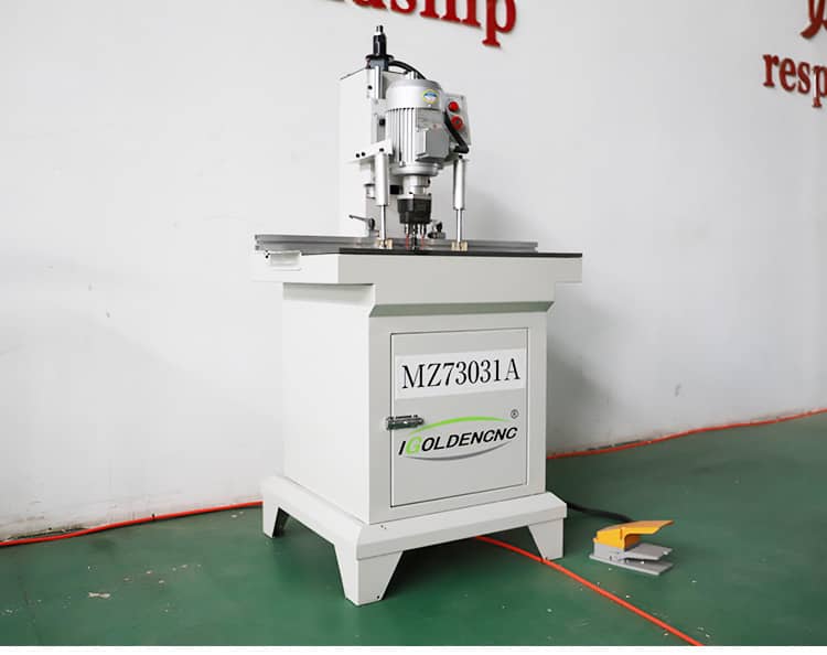 Foret de charni&egrave;re d'armoire