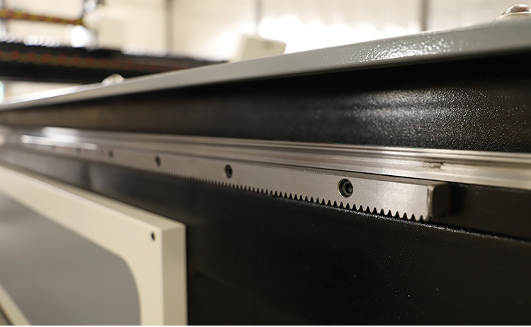 CNC Plasma de coupe Co&ucirc;t de la machine