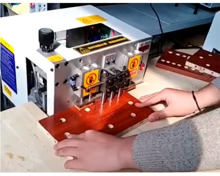 Mini Machine &agrave; forets en bois