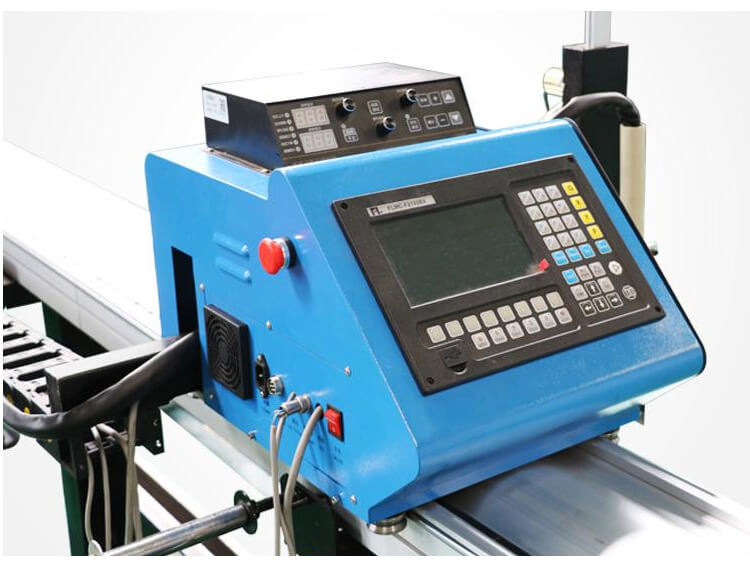 Machine de coupe de tube &agrave; plasma portable