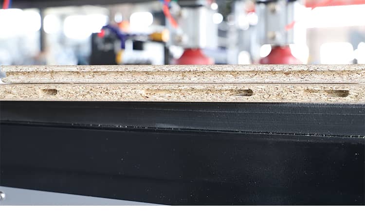 Machine de forage du trou lat&eacute;ral