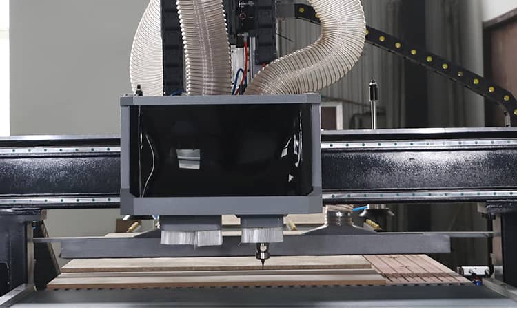 machines de fabrication de meubles