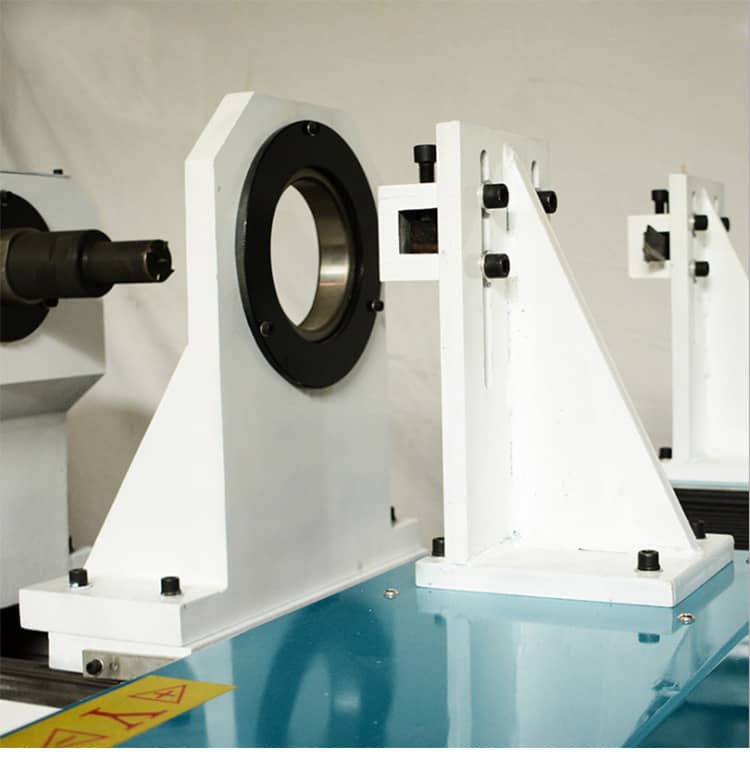 Machine de retournement du bois