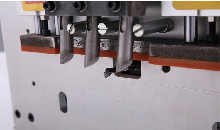 Trou faisant la machine pour le bois