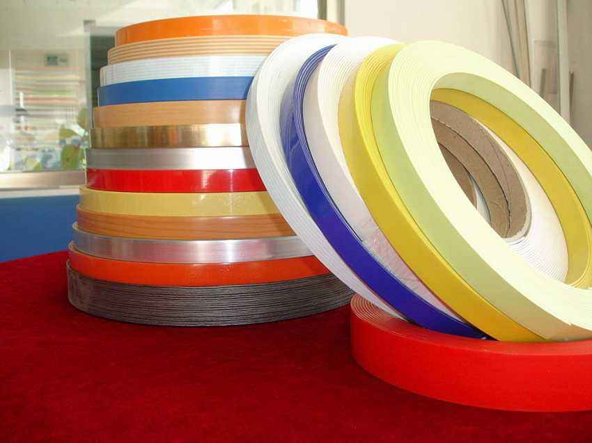 Machine &agrave; bande &agrave; bandeau