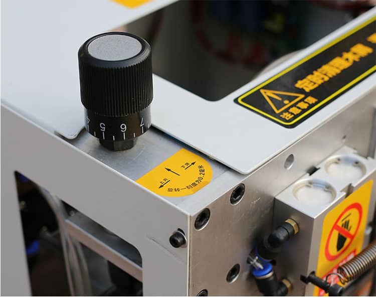 Per&ccedil;age de contreplaqu&eacute;